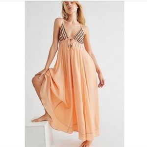 Free People embroidered June Bug maxi dress NEW WITH TAGS MEDIUM